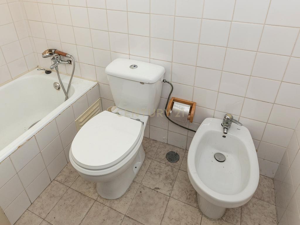 Apartamento T6 | Último Andar | 226m² | Quinta das Palmeiras, Oeiras - Image 17