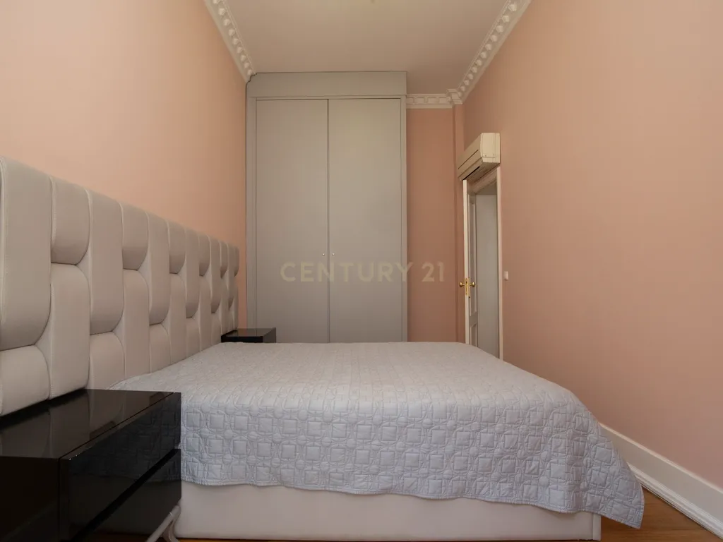 *Apartamento Exclusivo em Edifício Tradicional de Lisboa* - Image 16