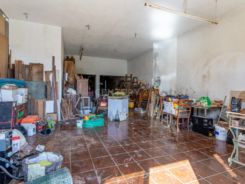 Moradia T3 com espaço comercial em Monfirre, Mafra - Image 10