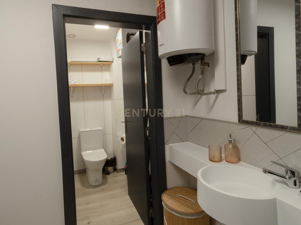 Apartamento T1+1 -Loja Renovada em Machico, Ilha da Madeira - 70m² por 180.000€ - Image 14