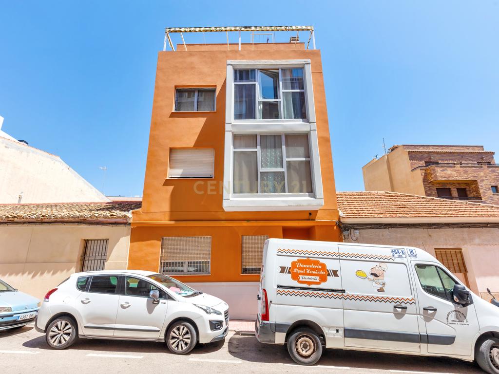 Apartamento virado a sul perto da praia de La Mata - Image 21