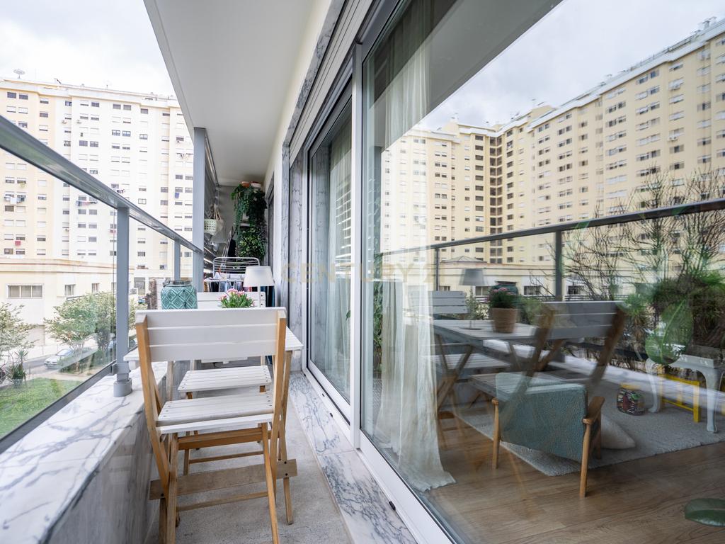 Apartamento T3 na Quinta do Património, em Sacavém. - Image 6