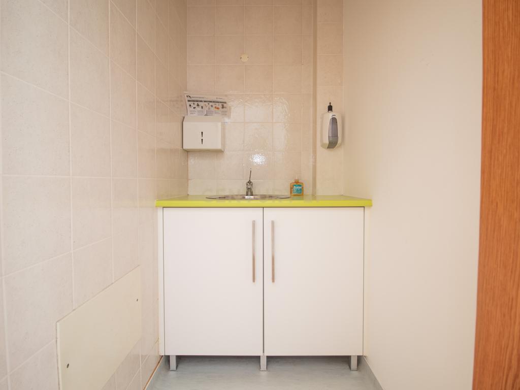 Espaço preparado para Clínica Dentária com garagem – Zona Histórica - Image 19