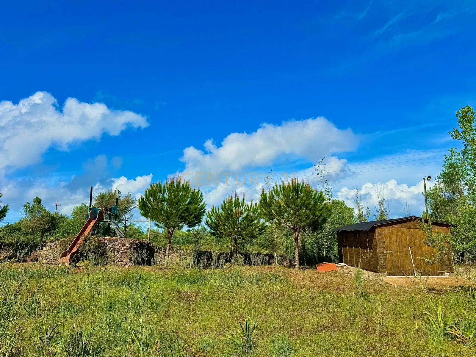 Fotografia 12 de MORADIA EM RUINA COM TERRENO 5680m2