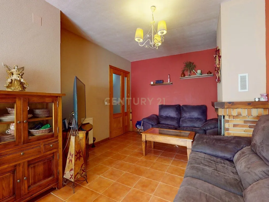 Chalet Renovado em Alovera, Guadalajara - 5 Quartos e 3 WC - Image 18