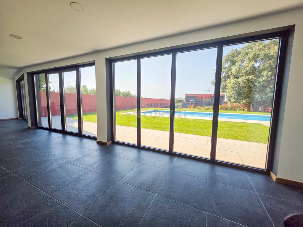 Moradia T3 Exclusiva em Condomínio Privado situada em Bitarães/Paredes do Ano 2022  - Image 43