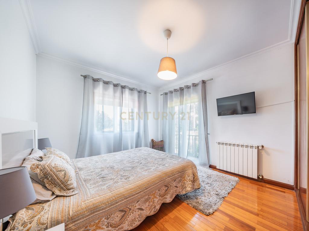 Casa T4 com Vista Panorâmica em Arcos de Valdevez - Image 27