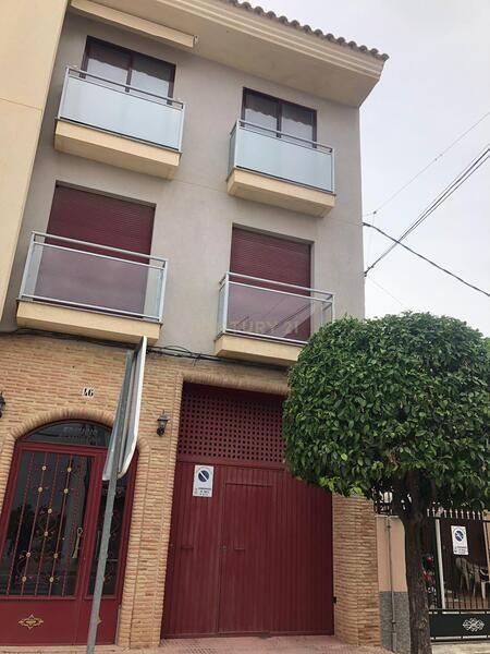 Garagem - Image 1