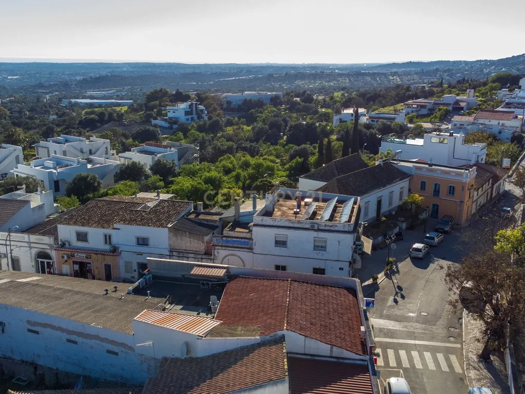 Oportunidade Única de Negócio em Santa Bárbara de Nexe – Faro - Image 12