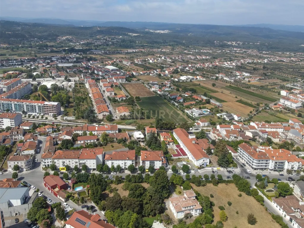 Loja para arrendamento no centro da Lousã - Image 29