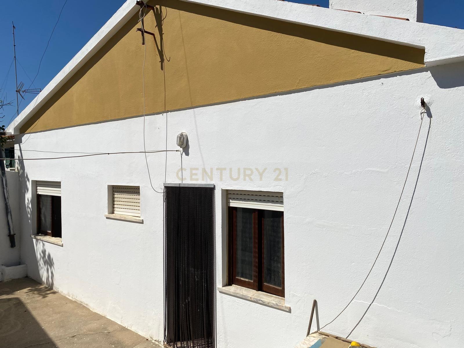 Moradia V3 com garagem e armazém Torres Vedras - Image 14
