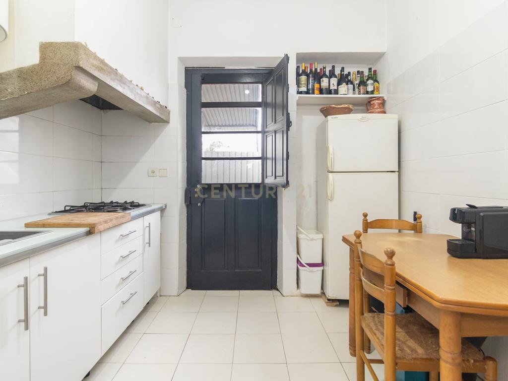 BARREIRO - T3 DUPLEX  com TERRAÇO 8O M2 - Image 11