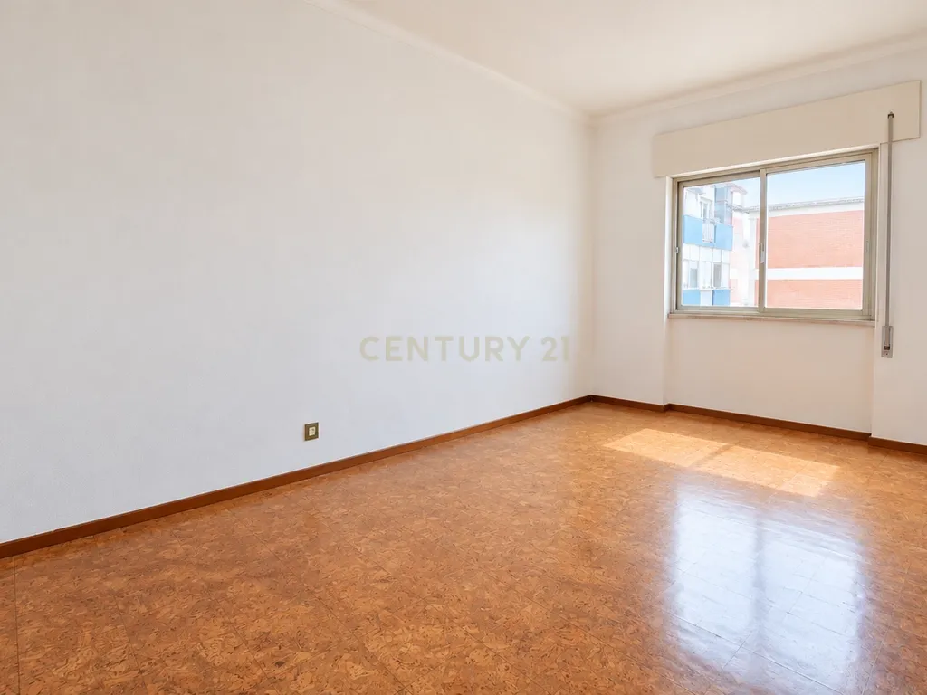 T3 no Bairro do Montalvão – Conforto, centralidade e qualidade de vida em Setúbal - Image 17