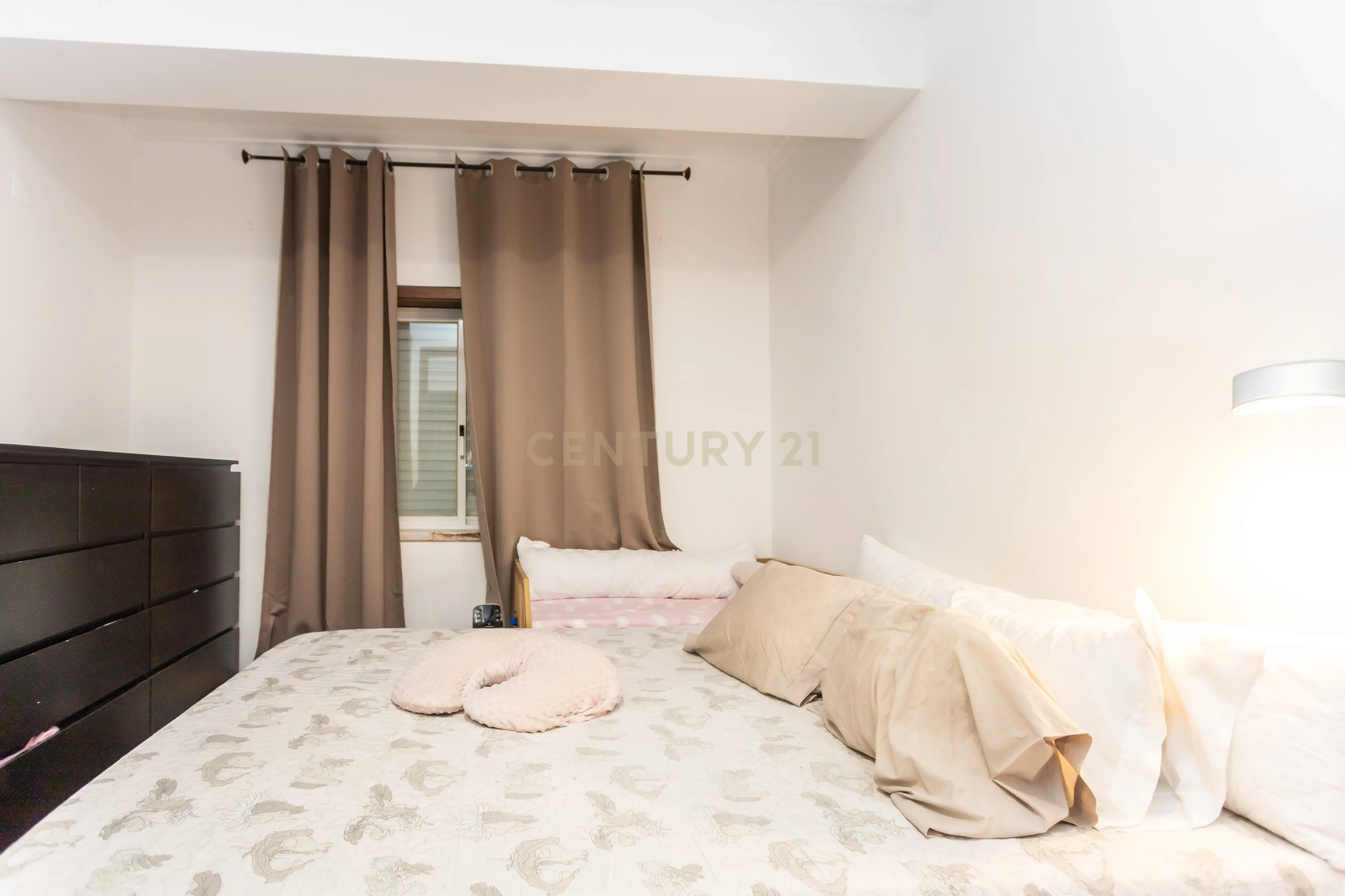 Apartamento T1 no Fogueteiro - Image 2