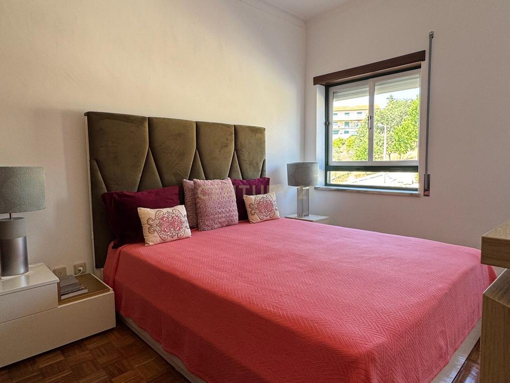 Apartamento T3 em Coimbra com Luz Natural e Acessibilidade - Image 4