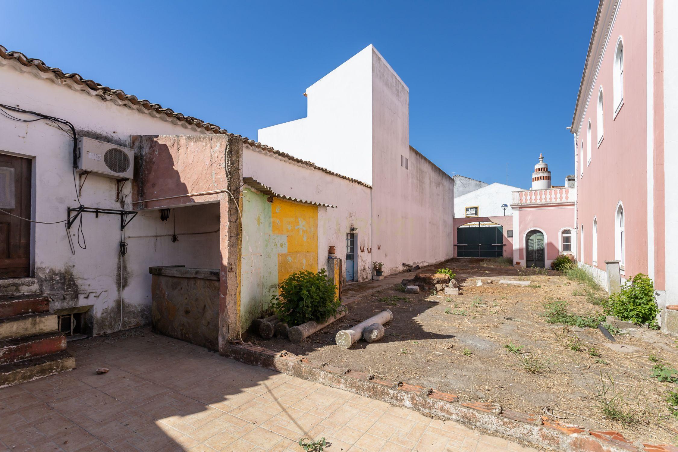 Palacete Passanha Pereira de 1883 - Ferreira do Alentejo - Image 152