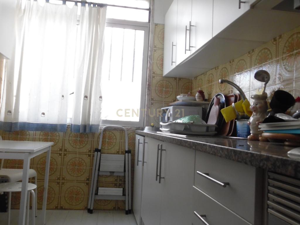 Apartamento T1 em Águas Livres, Amadora - Oportunidade Única - Image 7