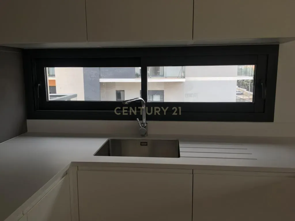 Apartamento T3 para arrendar em condomínio privado na Quinta da Trindade, Seixal - View 3