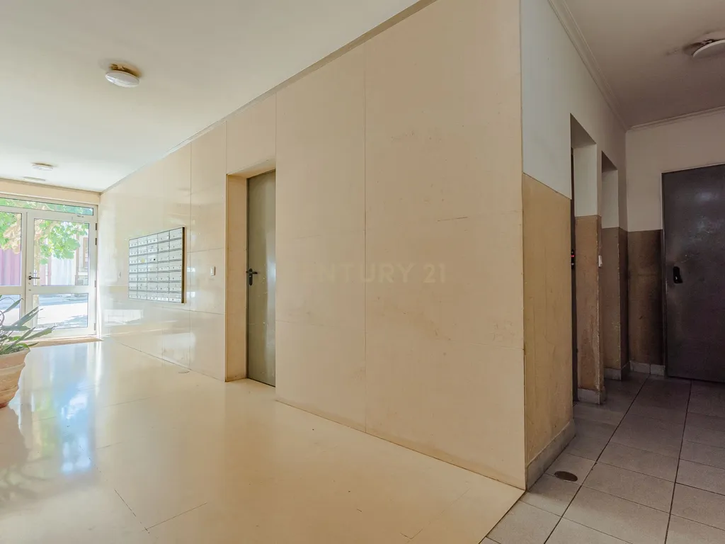 Apartamento T2 com terraço panorâmico – Rio Tinto - Image 28