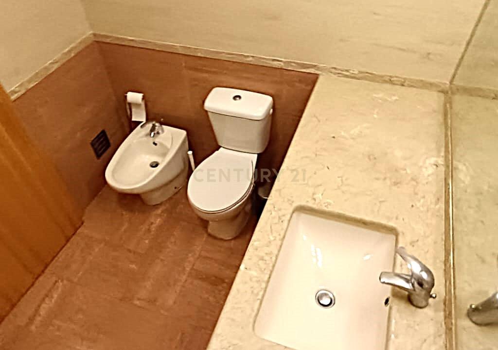 Excelente apartamento T3 - Com Parqueamento - MOBILADO - Image 22