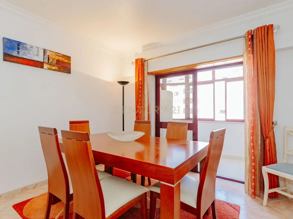 Apartamento T2 para arrendamento na Póvoa de Santa Iria - Image 7