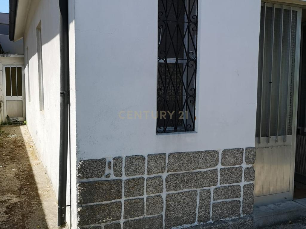 Edificio urbano, Casa para remodelação - Castelões, Penafiel - Image 8