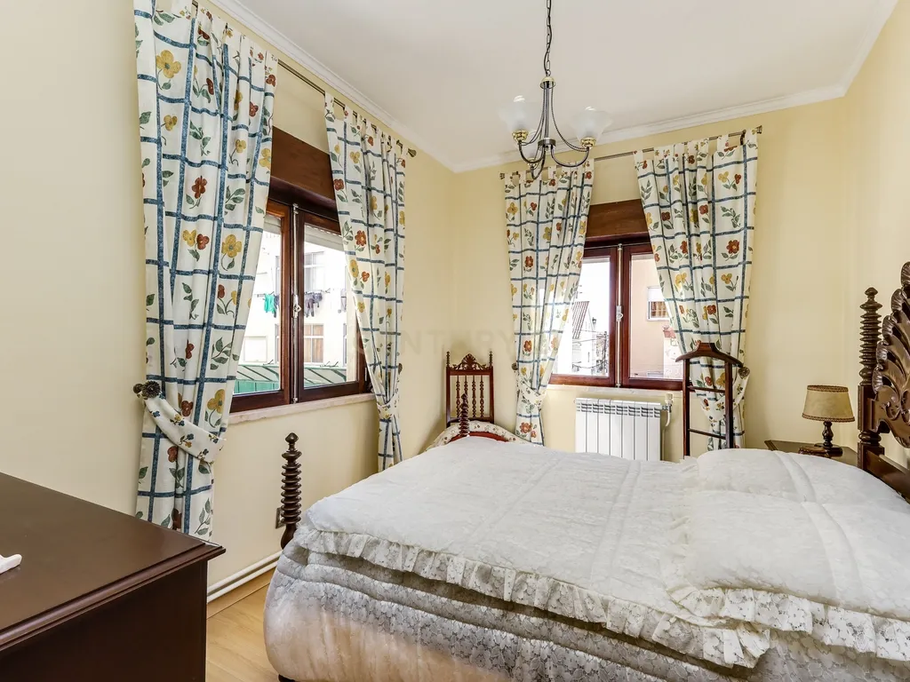 Moradia Bifamiliar – Bairro da Fraternidade, São João da Talha - Image 15