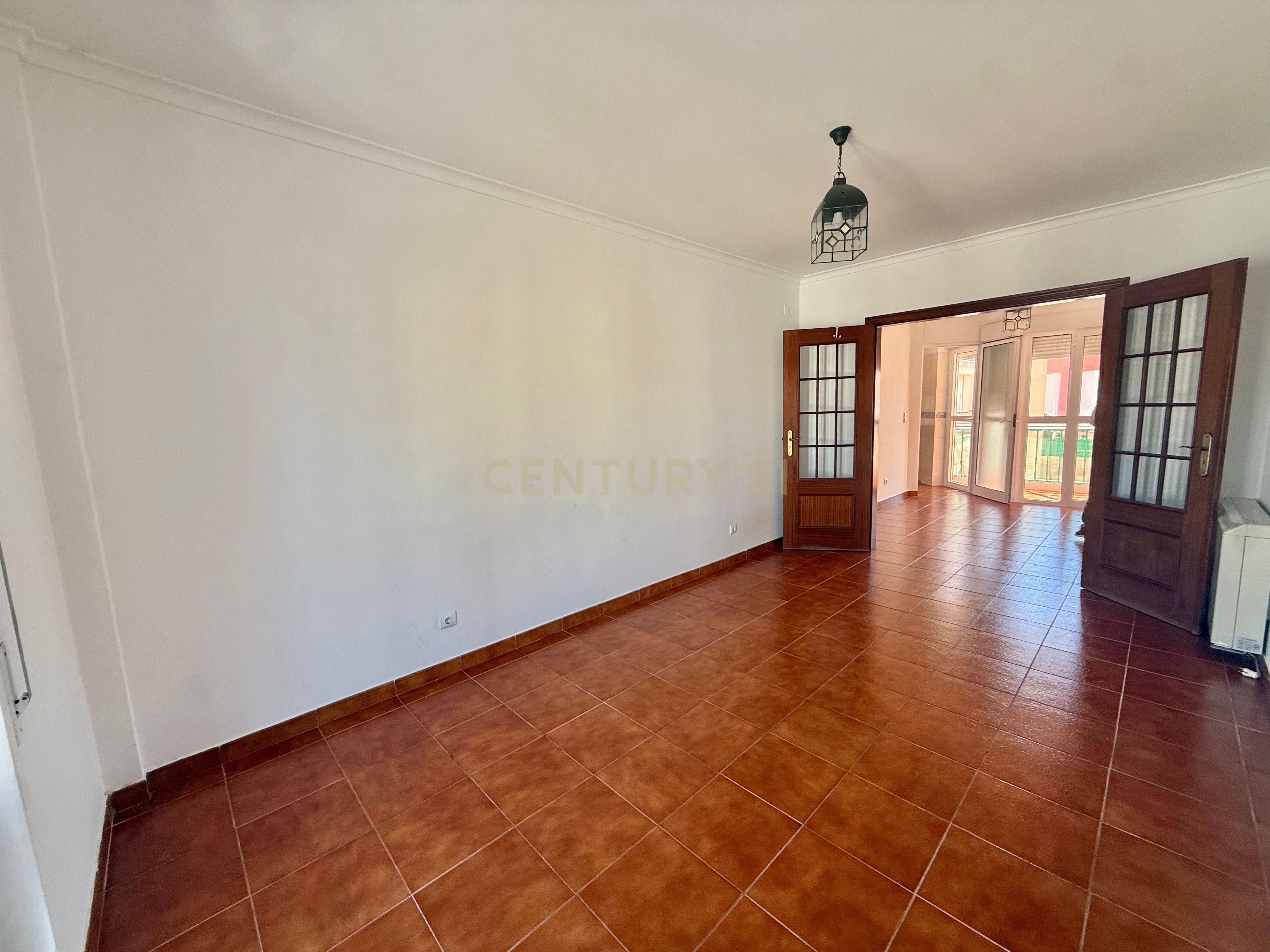 Apartamento T3 em Azeitão, Setúbal - ARRENDAMENTO - OPORTUNIDADE, Portugal