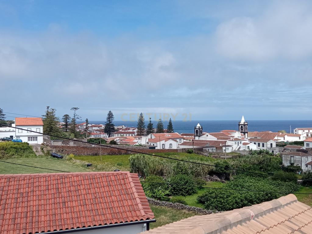Moradia T3 em Santa Cruz da Graciosa. - Image 2