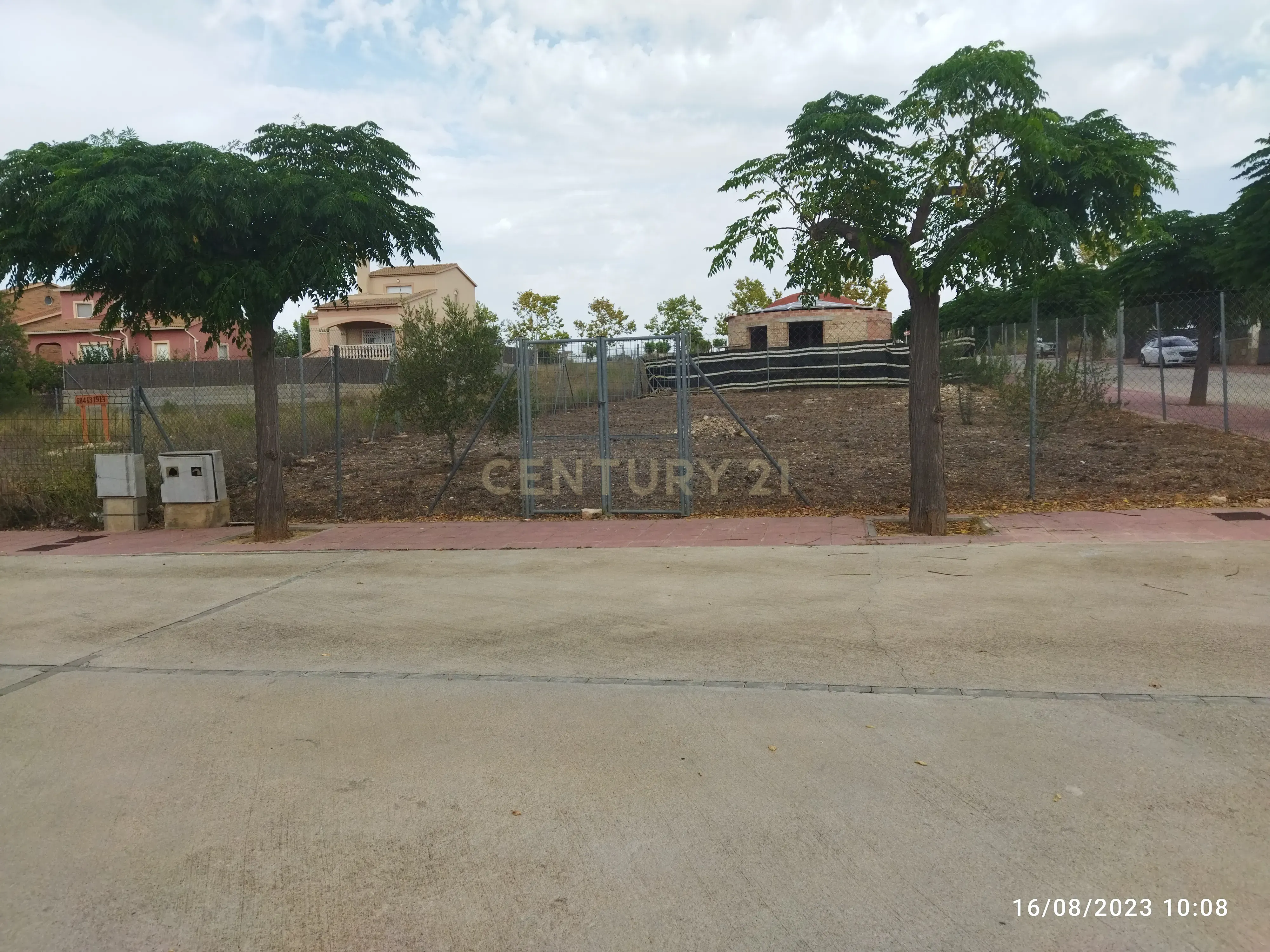 undefined - Image 4