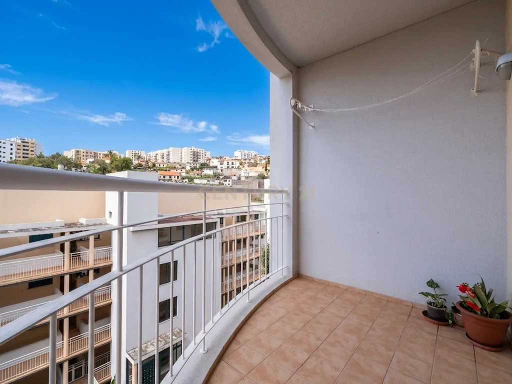 Apartamento T3 - Madalenas, Funchal - Image 9