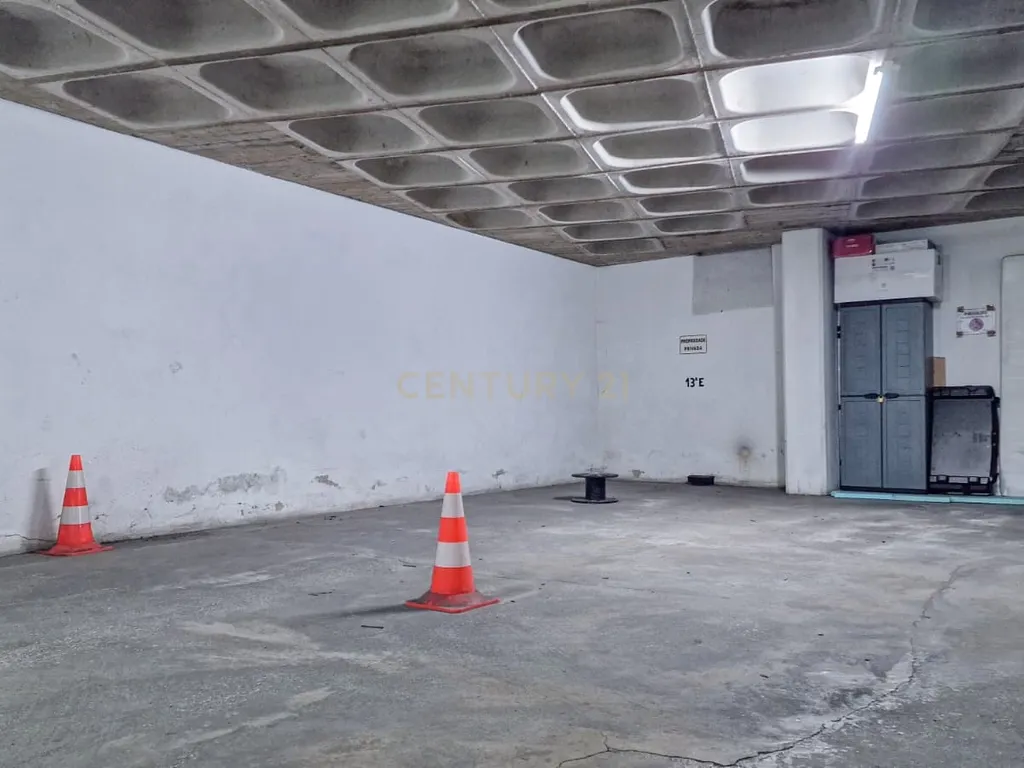 Apartamento T3 em Queluz, Sintra com Vista - Image 21