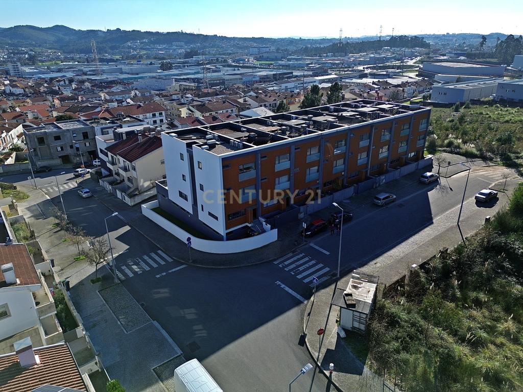 Terreno para construção moradia Bi-Familiar de 4 Pisos - (Alfena) Valongo Lote 22 - Image 11