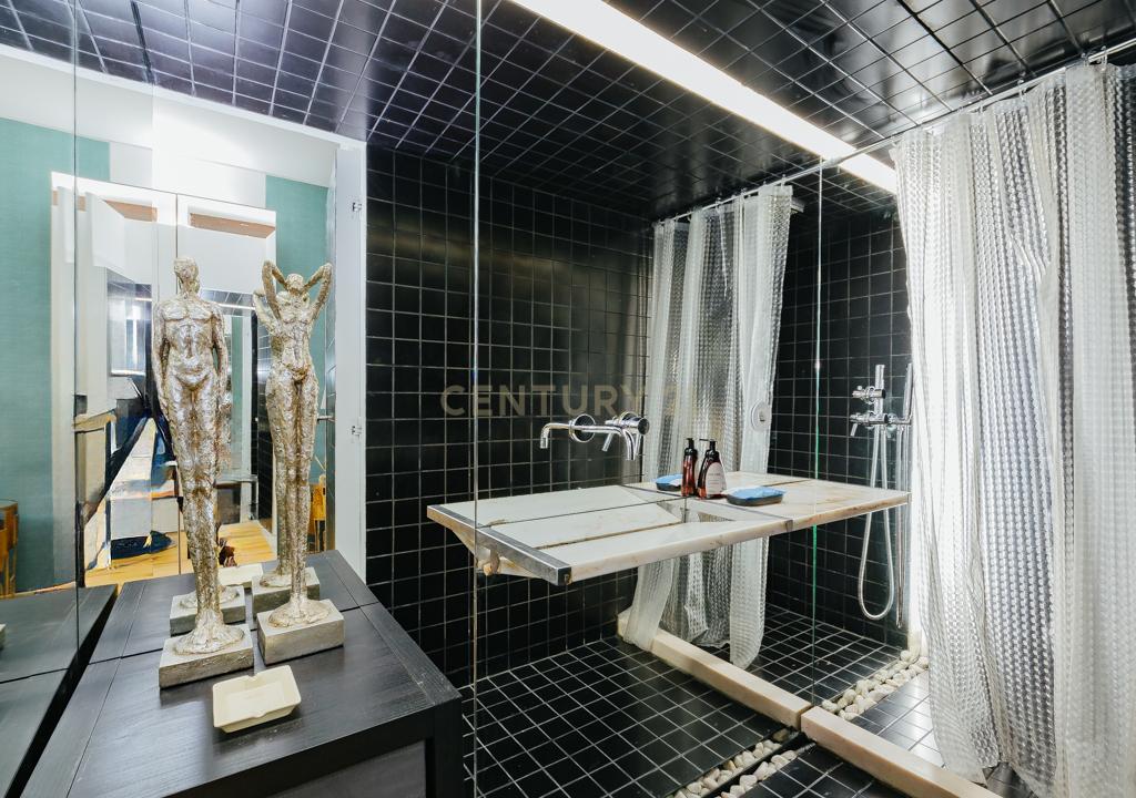 Apartamento T1 cheio Charme na Infante Santo – Conforto e Modernidade - Image 18