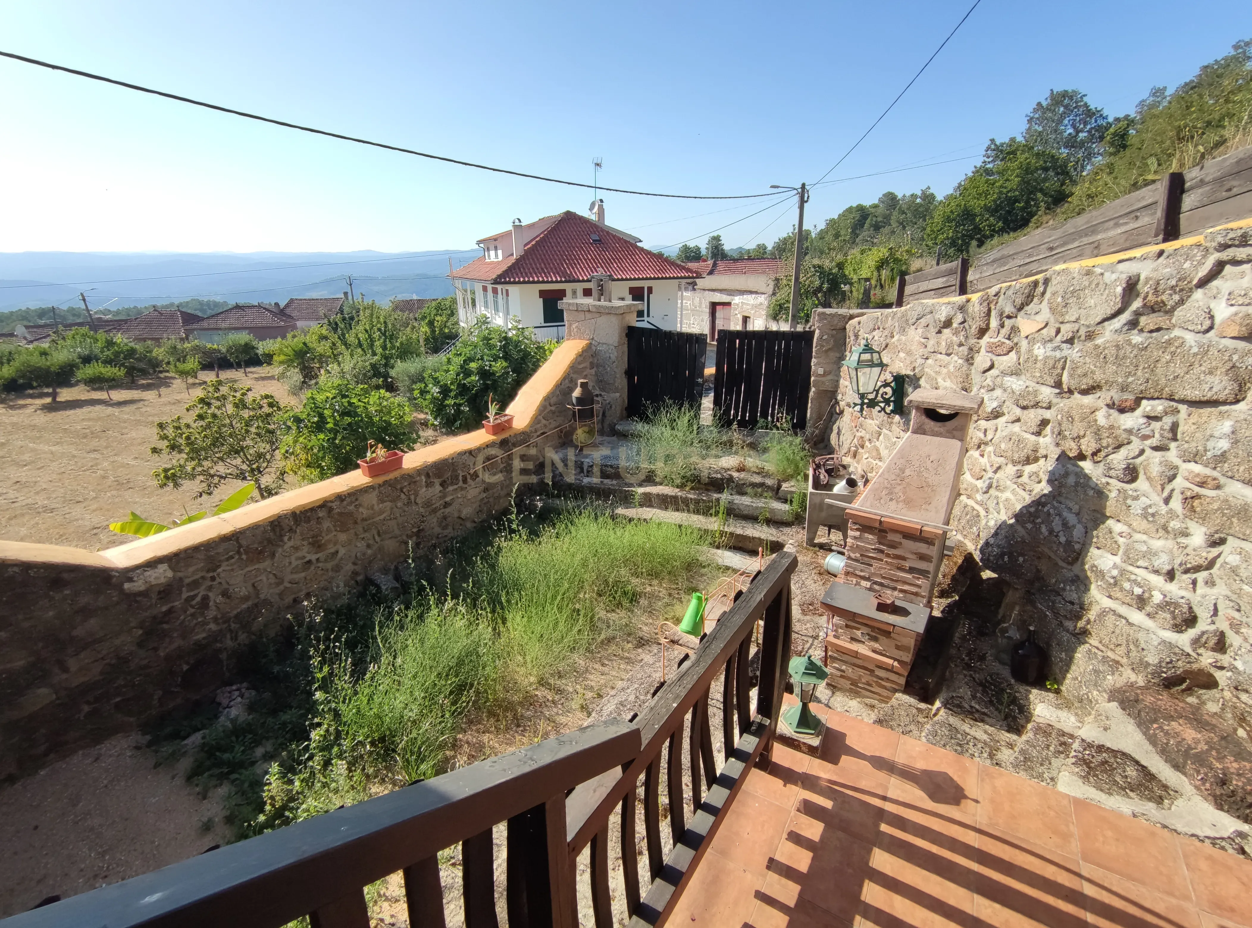 Moradia Rústica T2 a 10 kms da vila termal de Vidago - Image 15