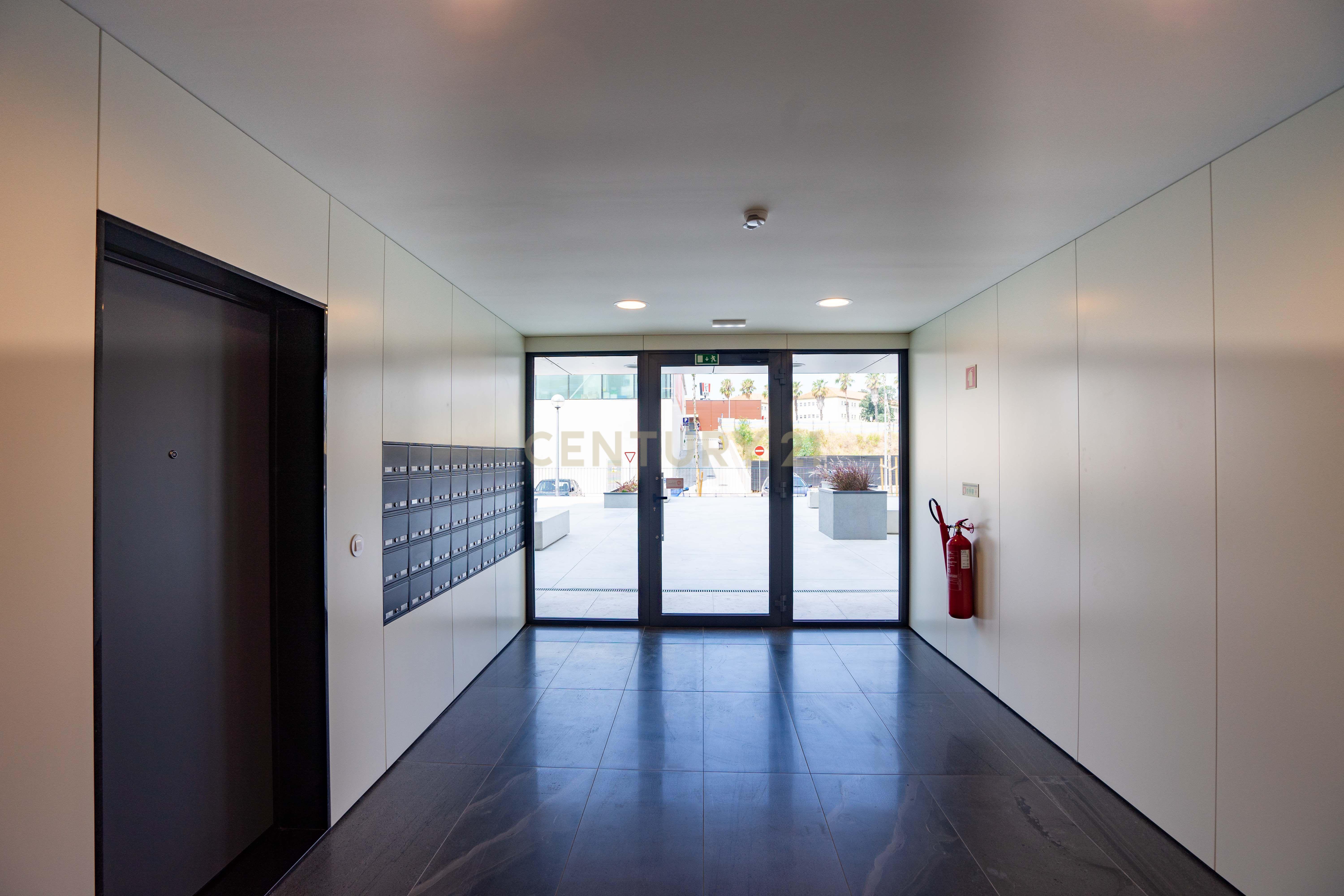 T1, Portela, Loures - Image 22