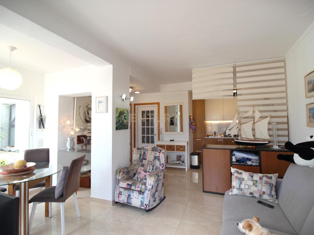 NOVIDADE, T1 top floor em Santa Luzia. - Image 3