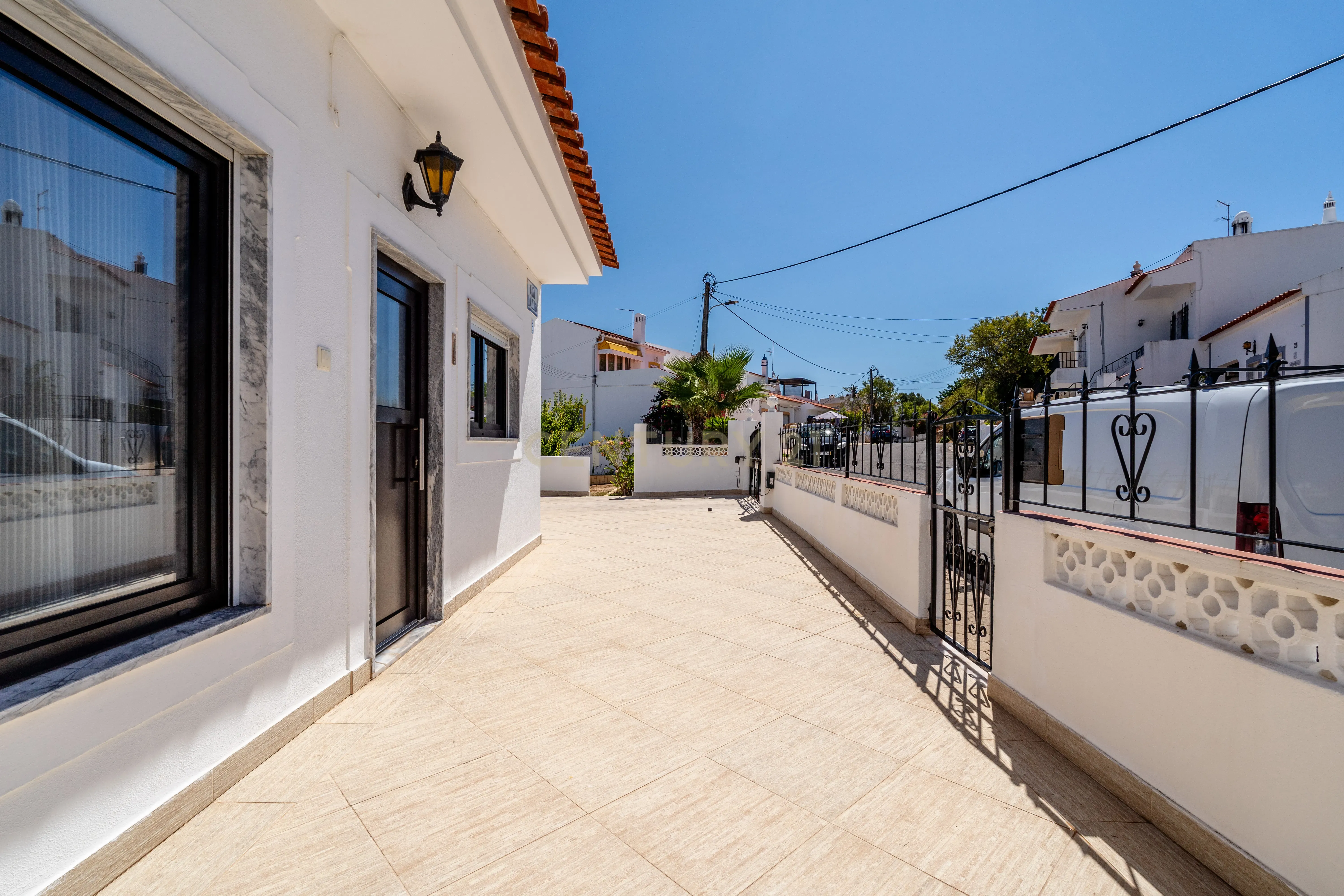 Fotografia 4 de Moradia de 4 quartos com piscina e apartamento independente em Ferragudo