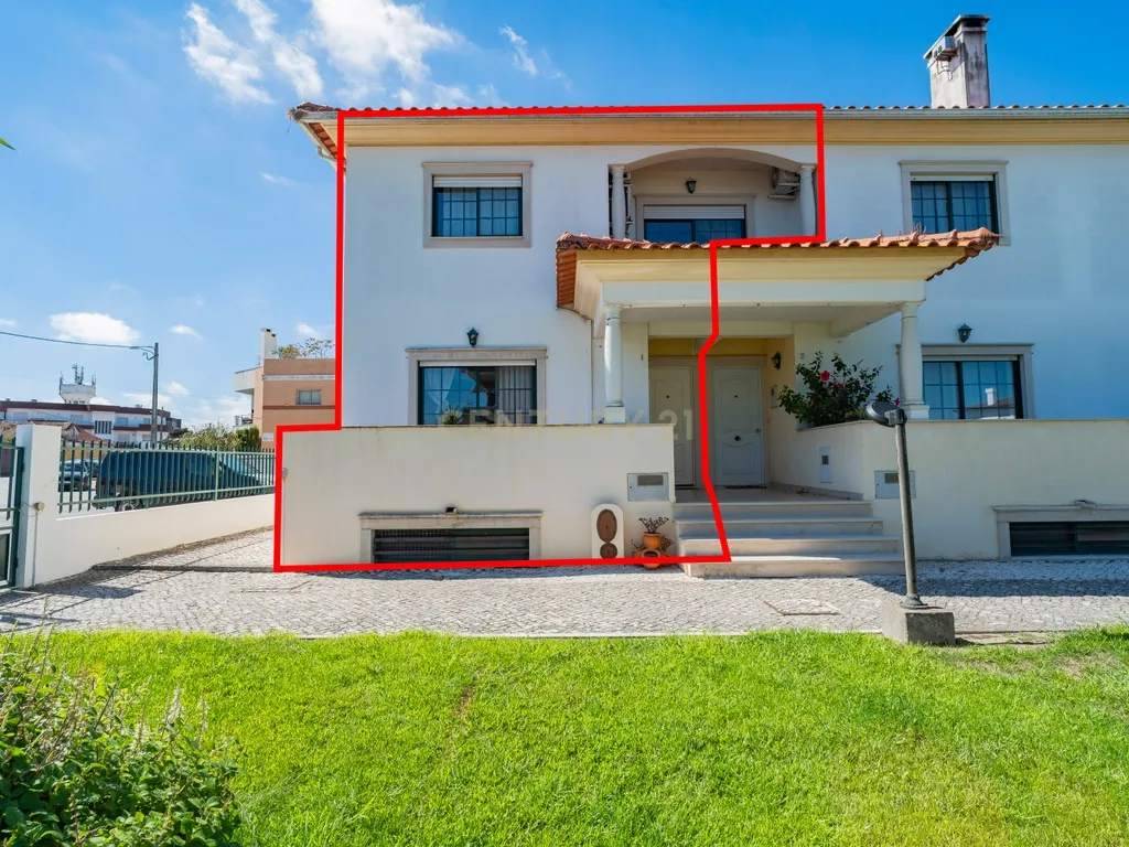 Moradia T3 com piscina em Marinha Grande, Leiria - Image 23