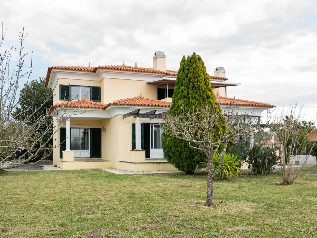 Moradia T5 - C/ terreno - Excelente estado - Image 75