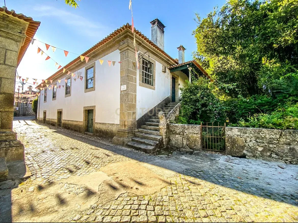 Sumptuosa e ancestral moradia para habitação particular ou turismo de habitação, com onze quartos, no centro de Oliveira do Conde, Carregal do Sal - Image 27