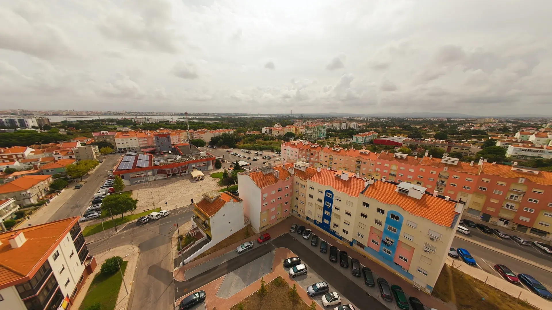 Apartamento T3 à venda em Seixal — foto 17