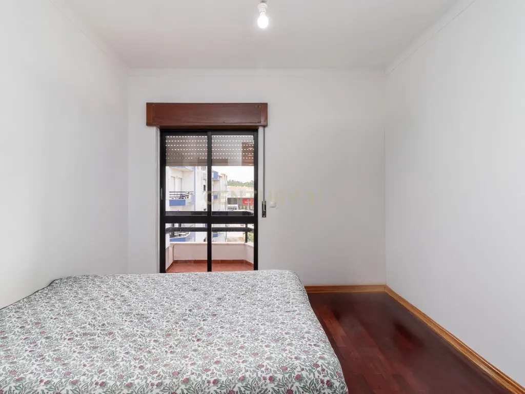 Apartamento T3 com garagem e arrecadação em Abrantes - Image 13