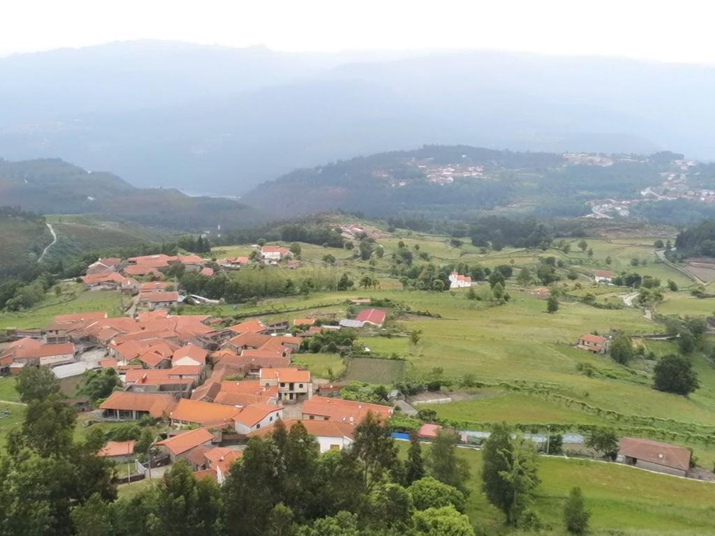 Casa de Sonho na zona do Geres com vistas magnificas - Image 1