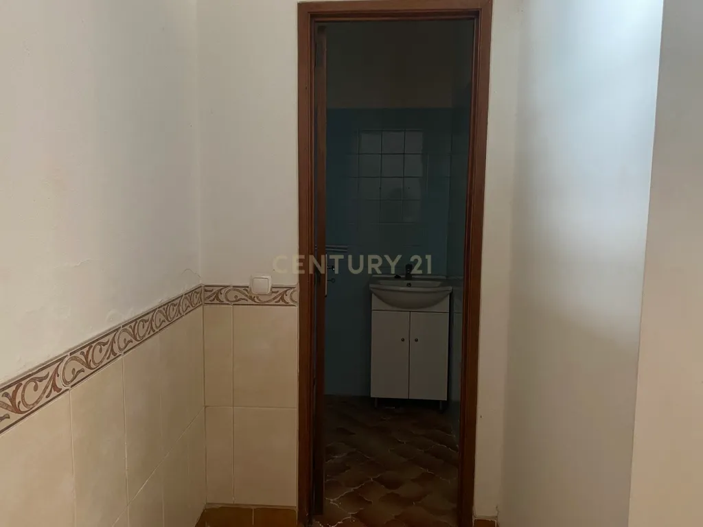 Prédio Comercial 2 pisos de uso de independente - Image 5