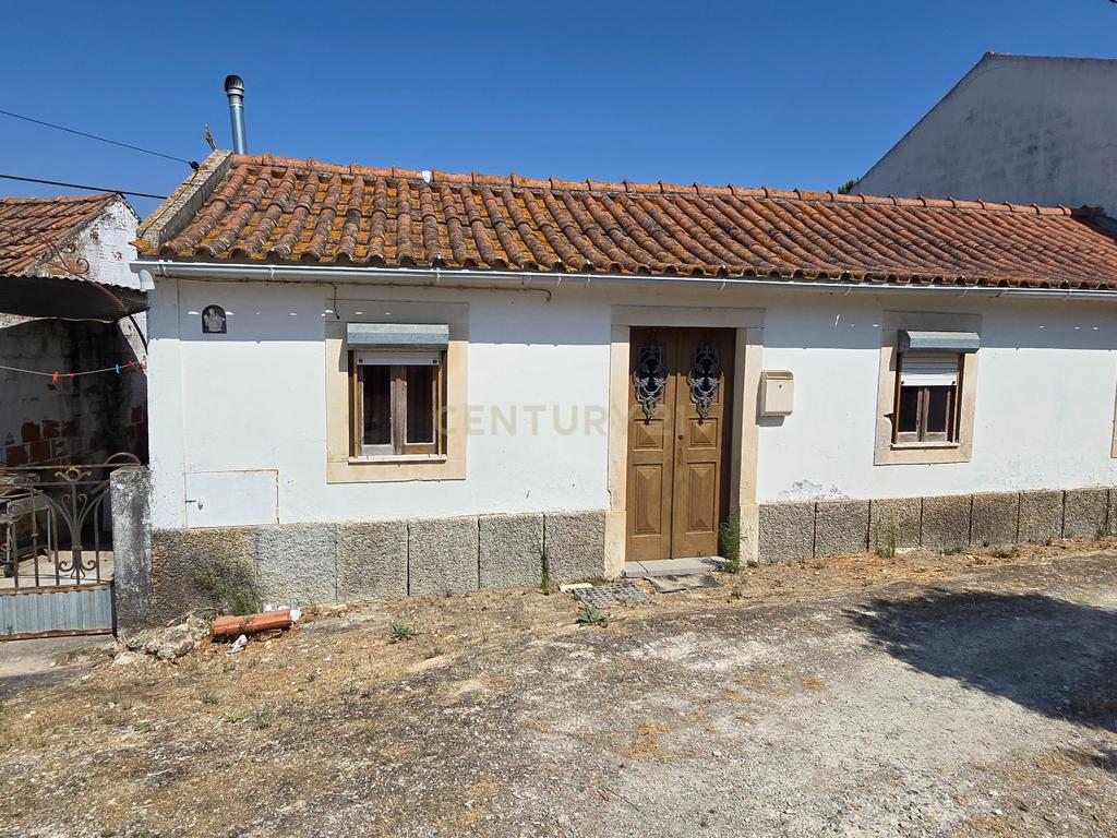 Moradia T3 - Alforgemel, Almoster  - Image 1