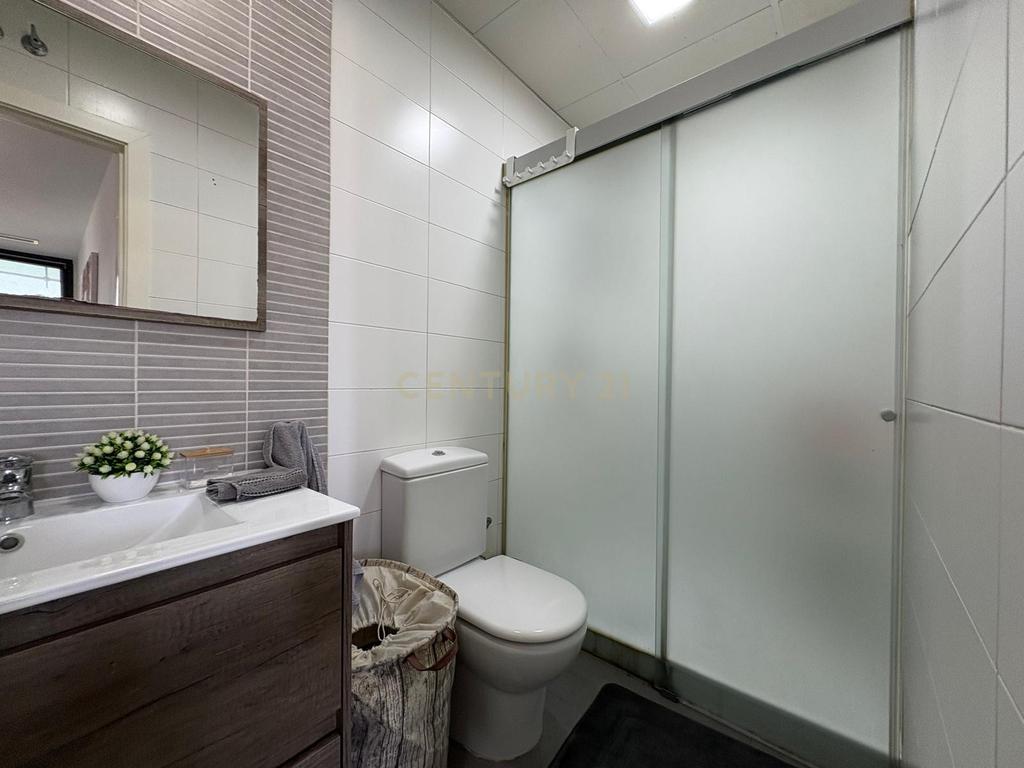  - Image 7