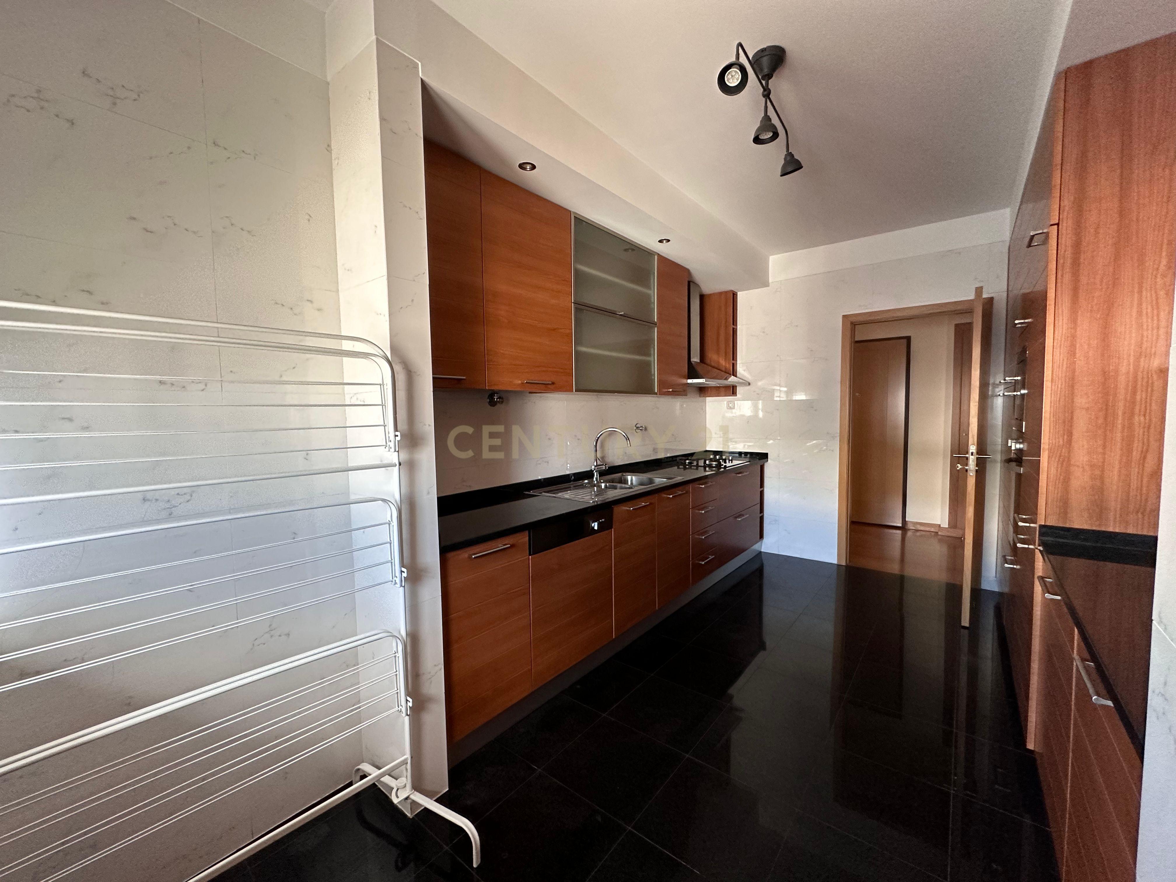 T2 Greenplace, Benfica- C/ Garagem e Arrecadação - Image 5