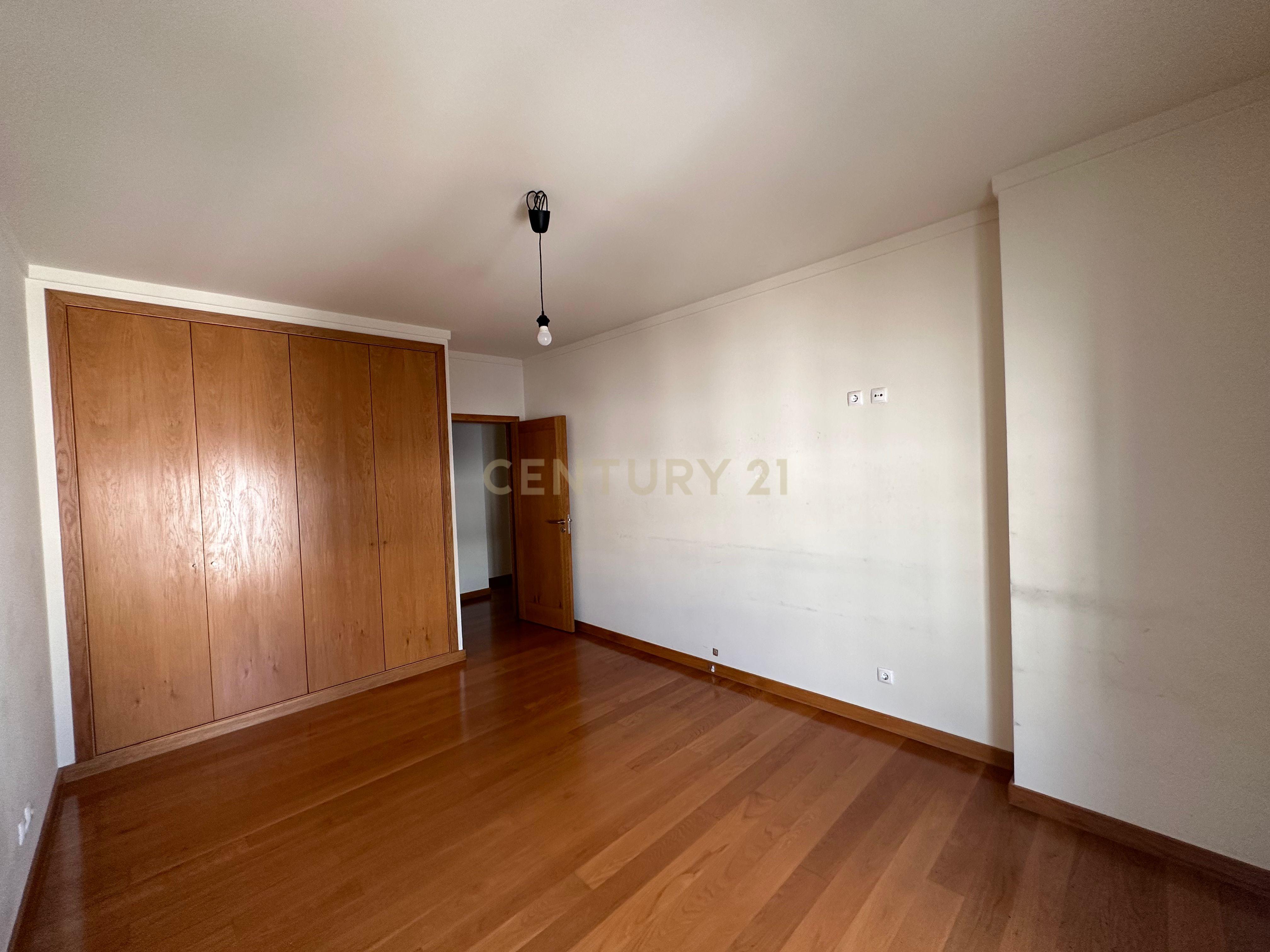 T2 Greenplace, Benfica- C/ Garagem e Arrecadação - Image 13