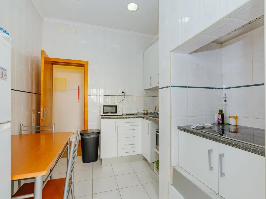 Apartamento T2 em Bairro dos Actores, Areeiro, Lisboa - Image 12